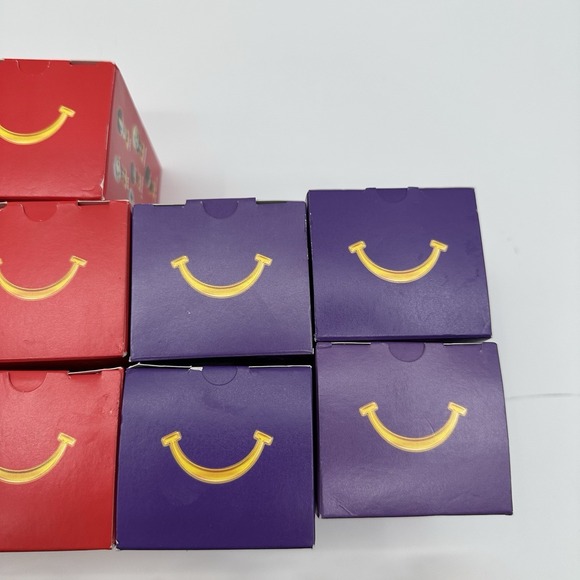 BTS Tiny Tan Lot Of 31 Figures 14 With Box 16 Loose Figures Assorted Collectible - Picture 7 of 7